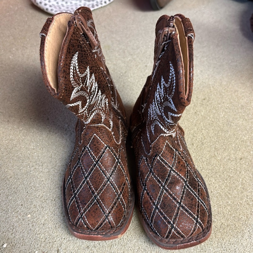 Roper cowboy boot
